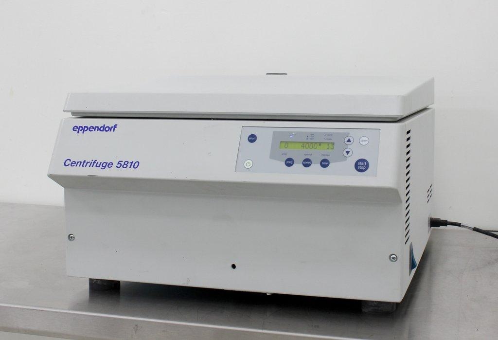 Eppendorf 5810 Centrifuge A-4-62 Rotor 6000RPM Floor Model VG Condition
