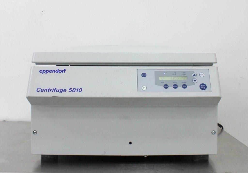 Eppendorf 5810 Centrifuge A-4-62 Rotor 6000RPM Floor Model VG Condition