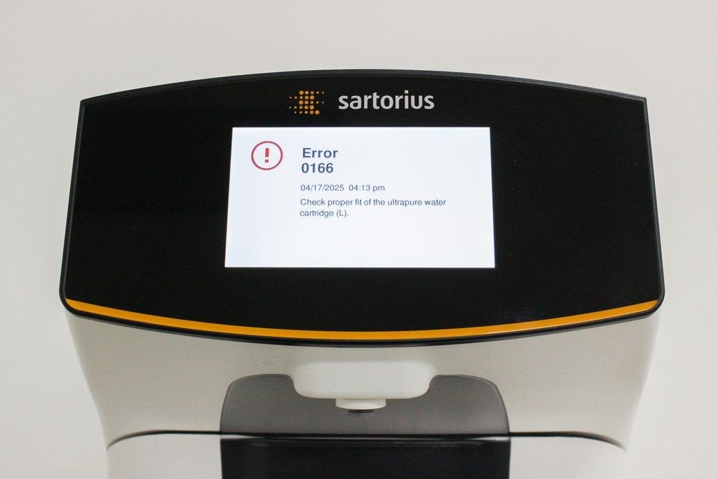 Sartorius Arium Mini Essential Water Purification System UV Benchtop Lab Type 1