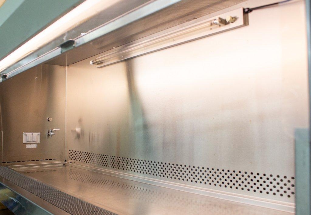 Thermo 1248 Biosafety Cabinet Class II A/B3 6-ft High Protection System