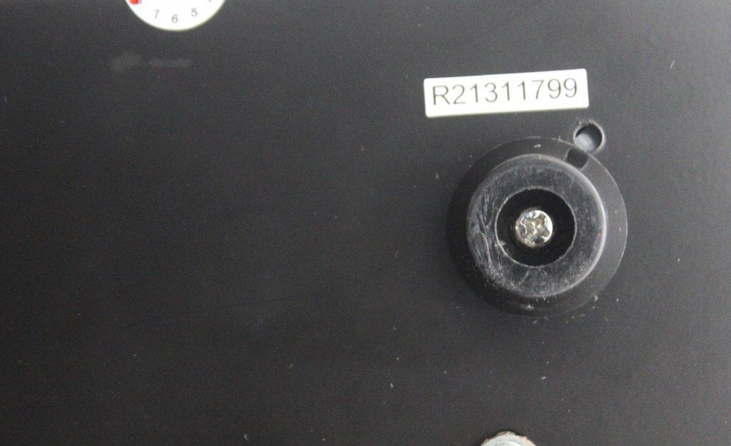 Grainger 30C522 Voltage Converter ST-2000 for Precision Electrical Adaptation