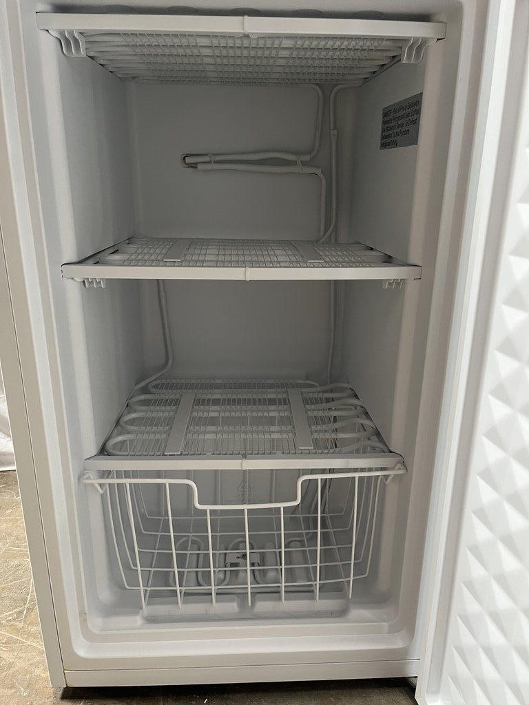 MIDEA WHS-109FB1 Upright Freezer Cold Storage System Good Condition 3.0 Cu Ft