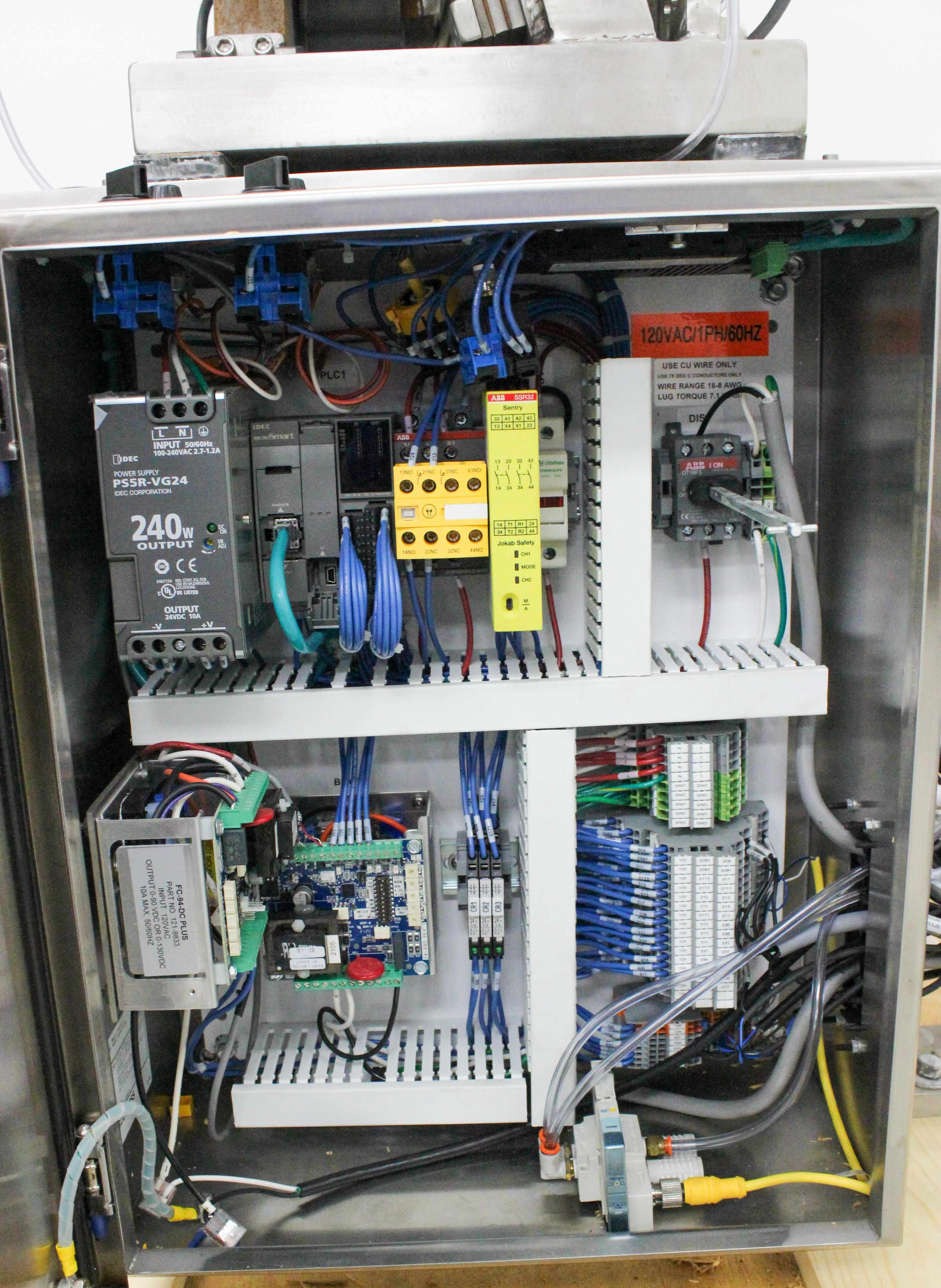 R-Tech Vibratory Bowl Feeder 15-110AC-FC-B-H-CS Automates Sorting In Use