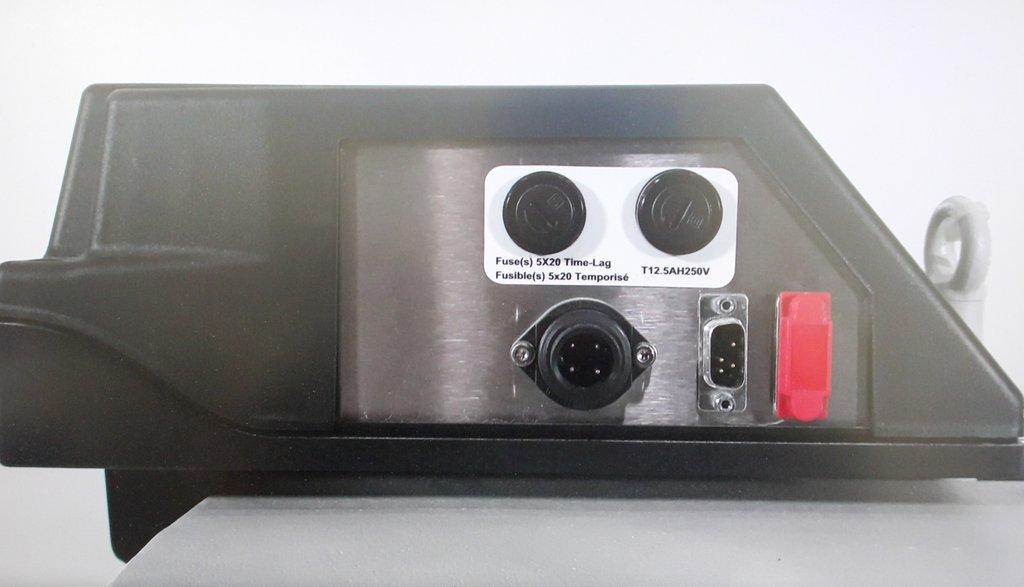 Leybold SV40/65 Vacuum Pump Scientific 200-240V Tested Powers On Basic Functions