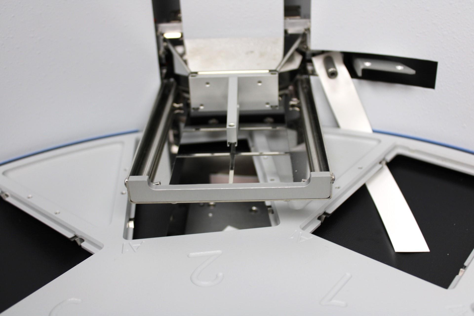 Thermo KingFisher Flex Automated Purification System 96 Sample High-Throughput