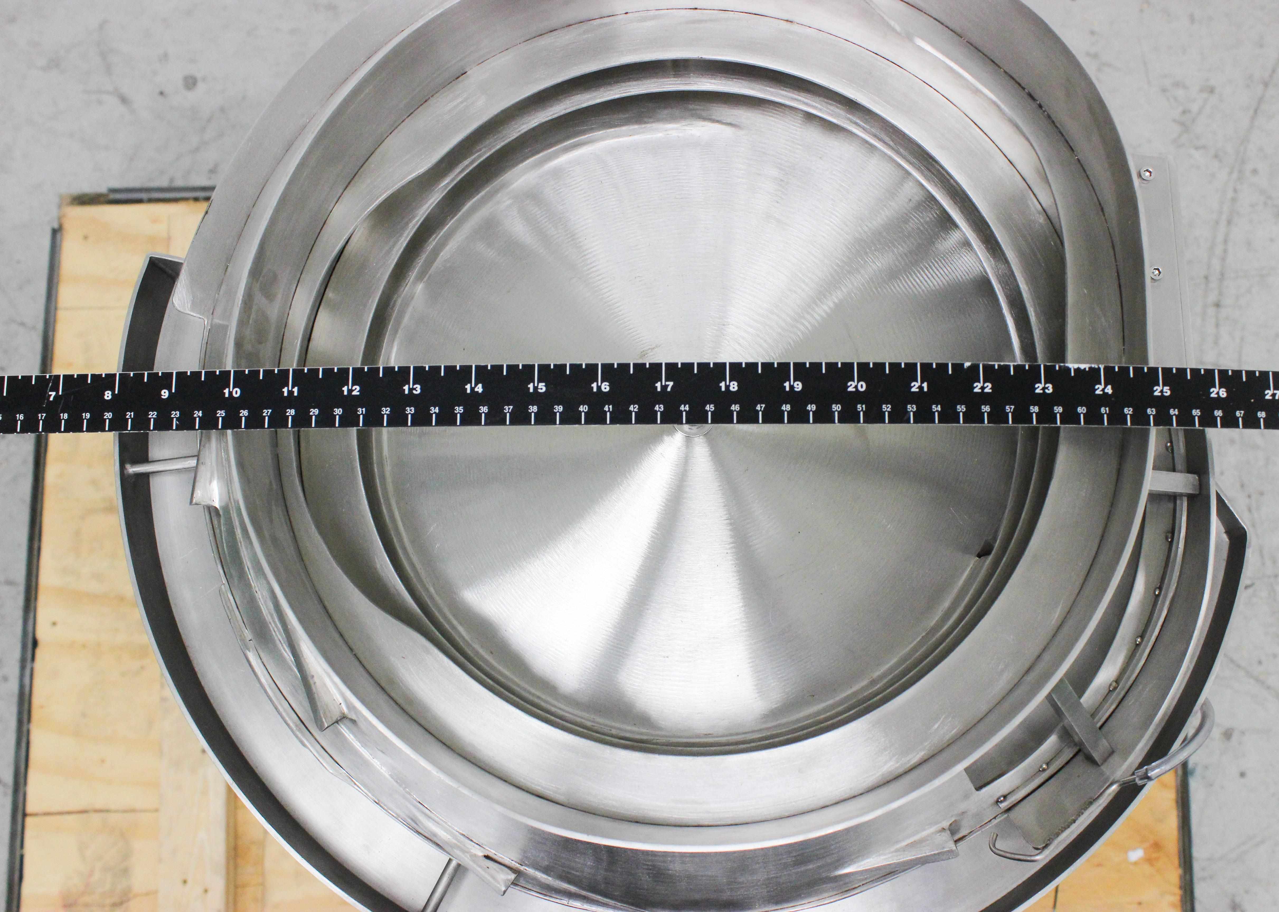 R-Tech 15-110AC Vibratory Bowl Feeder High-Output 1600 PPM Sorting System