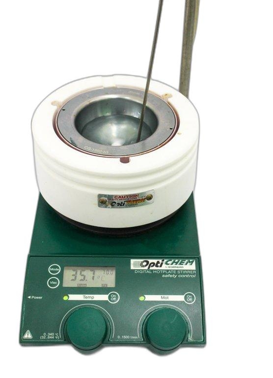Chemglass Opti Chem Digital Hotplate Stirrer with 200ML Flask Insert