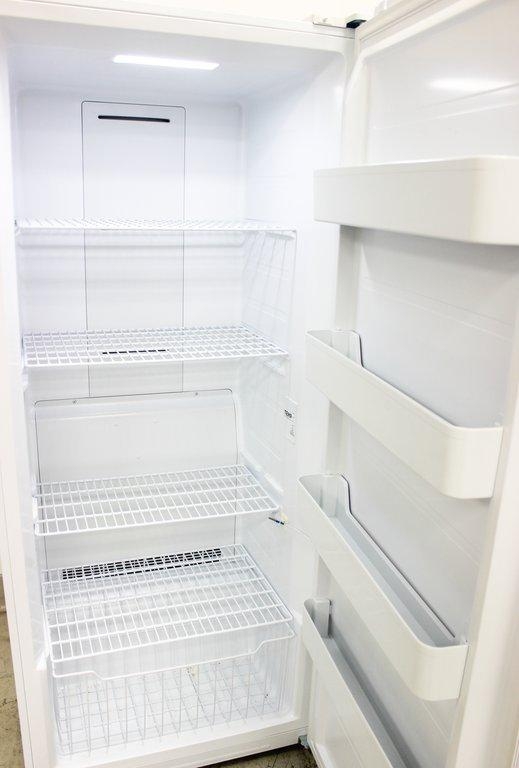 Summit UF22W Convertible Upright Freezer Refrigerator 21 cu.ft. Versatile Storage