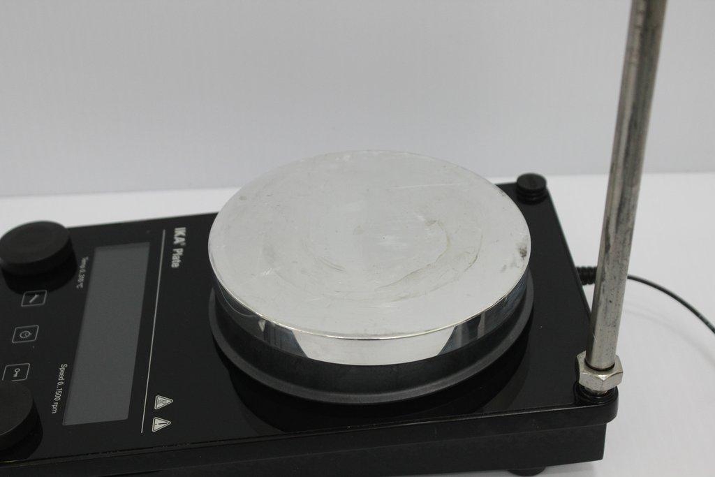 IKA PLATE S001 Hot Plate Stirrer 115V 50/60Hz Lab Mixing Equipment