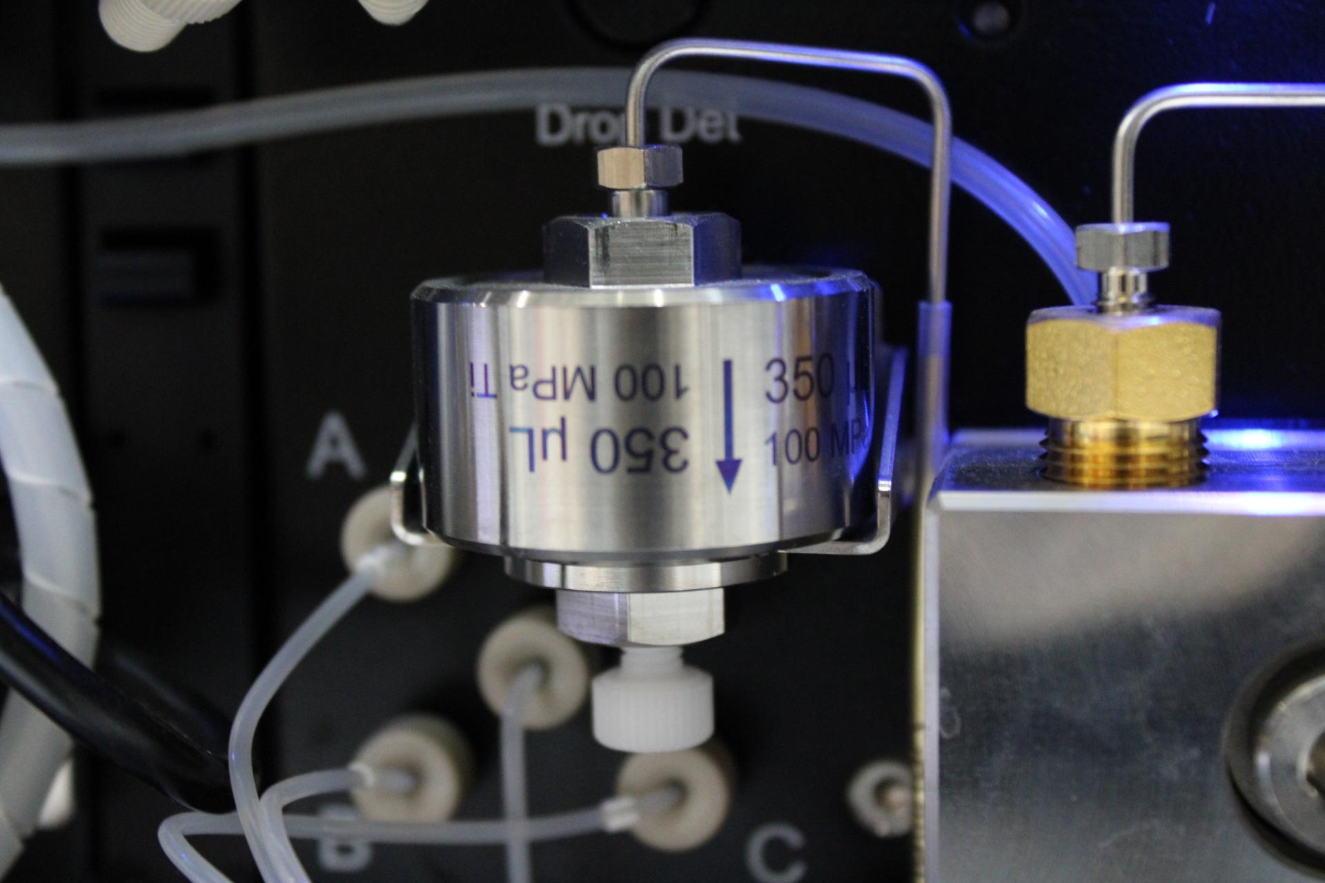 Thermo Dionex UltiMate 3000 DPG-3600SD Pump High Performance UHPLC System