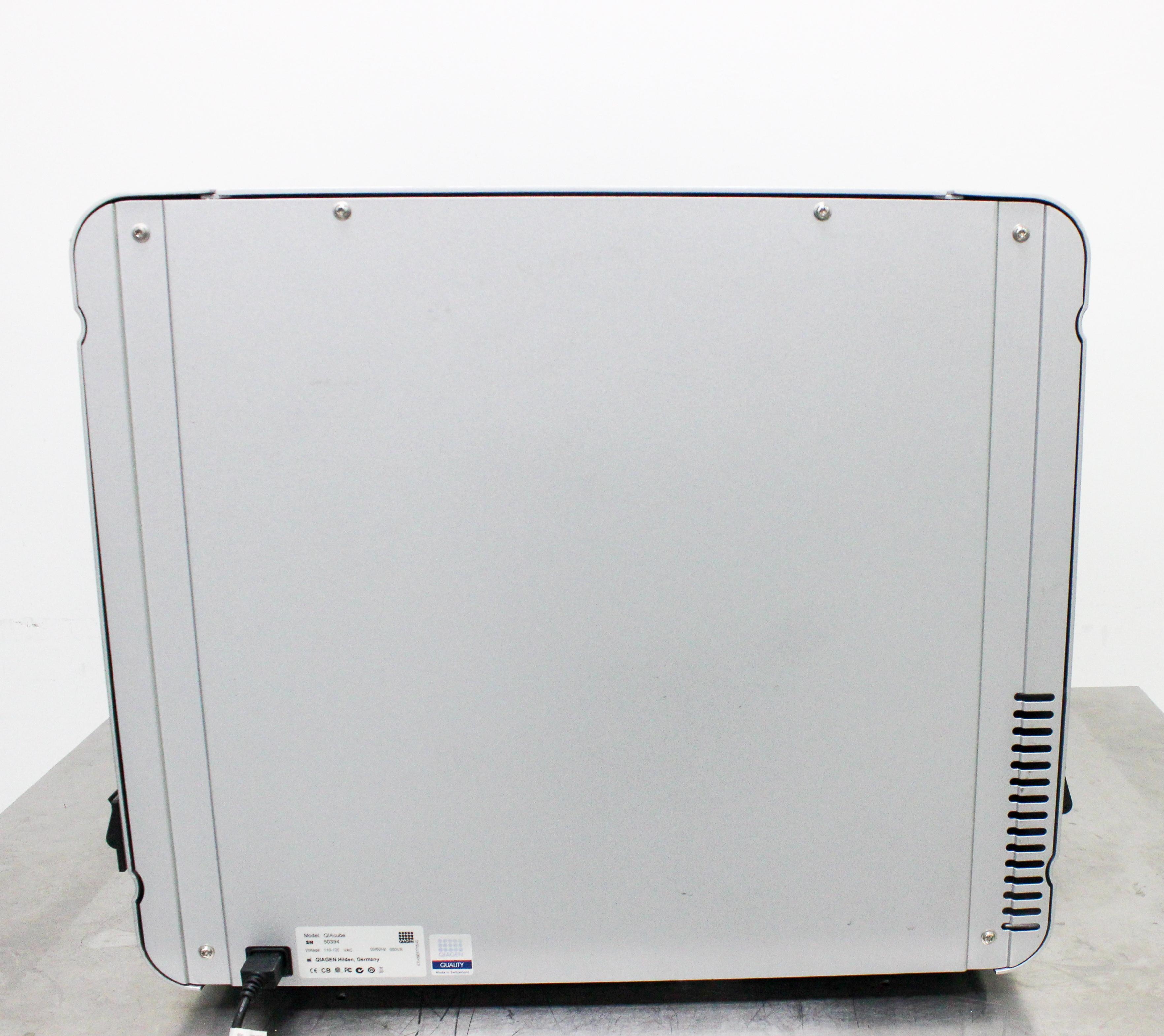 Qiagen QIAcube Automated DNA RNA Protein Purification System 12 Samples 10.4in Display