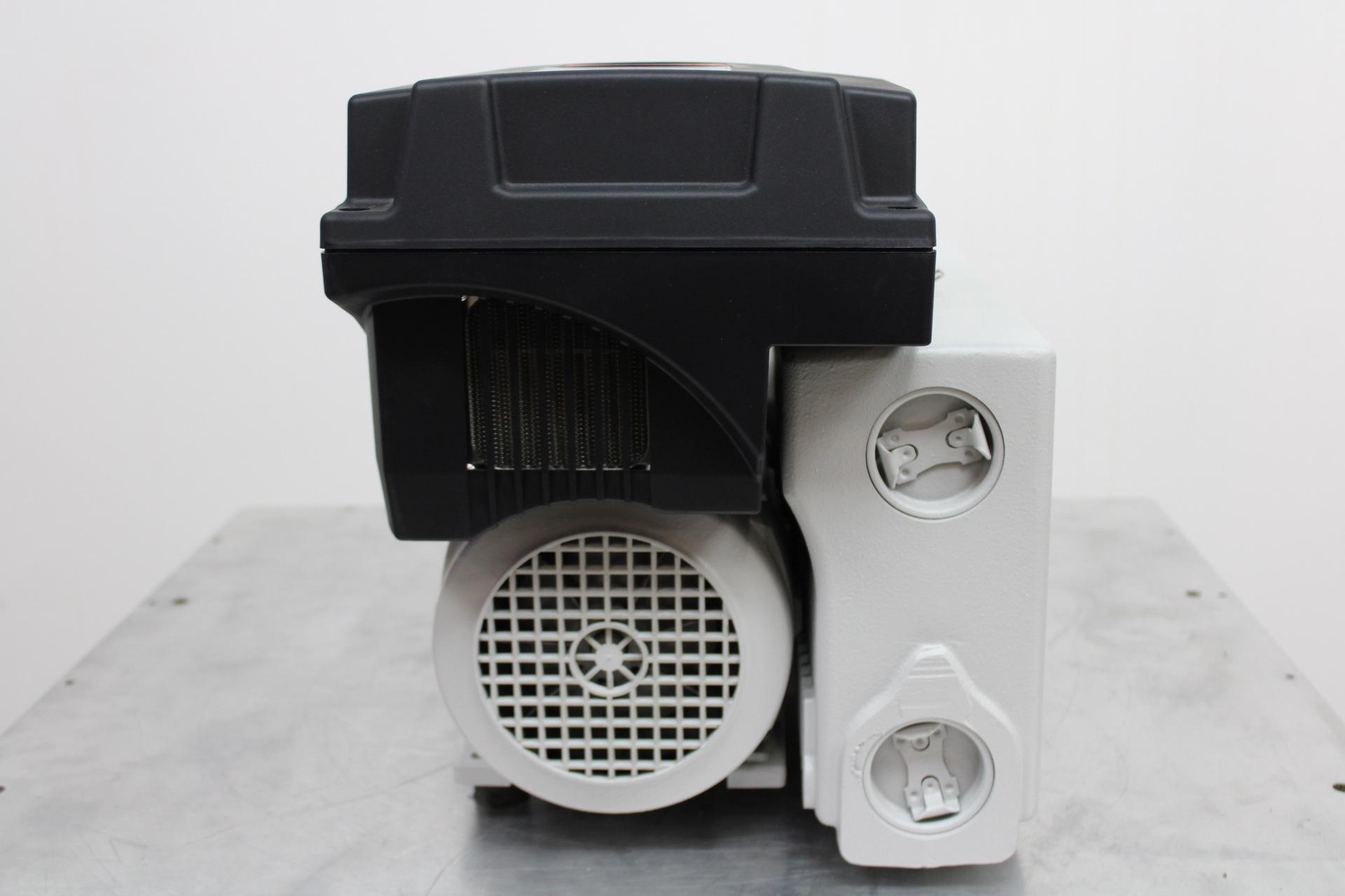 Leybold Sogevac SV65BIFC Vacuum Pump, Compact Design, Low Noise, 200-240V