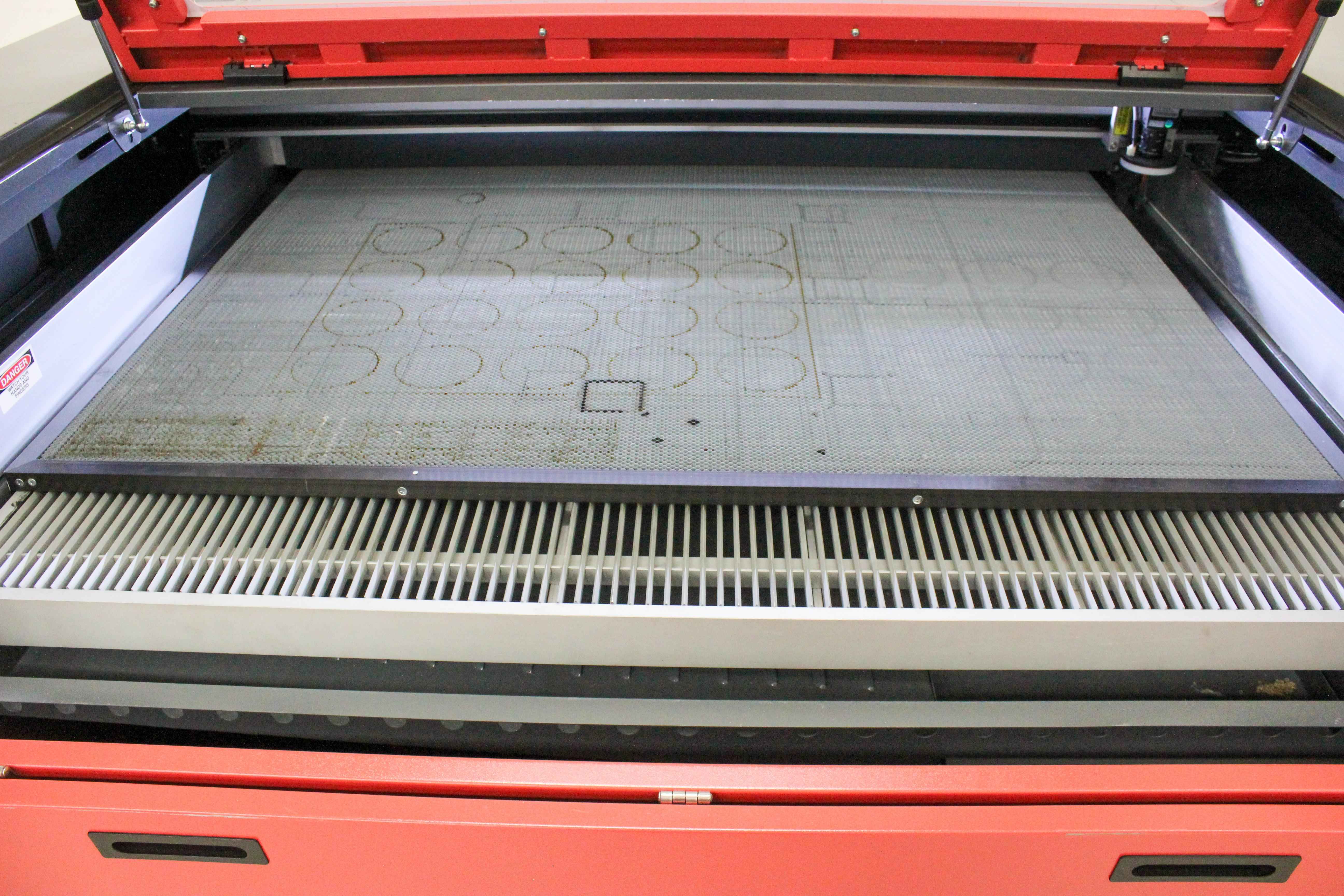 Laser Photonics SBM-3 Laser Cutting Engraving 70W CO2 Air-Cooling Includes XL-700