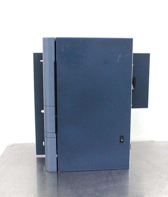 Waters HPLC Column Heater/Cooler 186015011 Lab Accessory 100V-240V 50Hz/60Hz