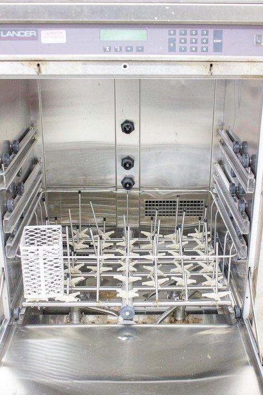 Lancer 1400UP Glassware Washer Dryer High Temp 40 Programs 4 Levels Lab Use