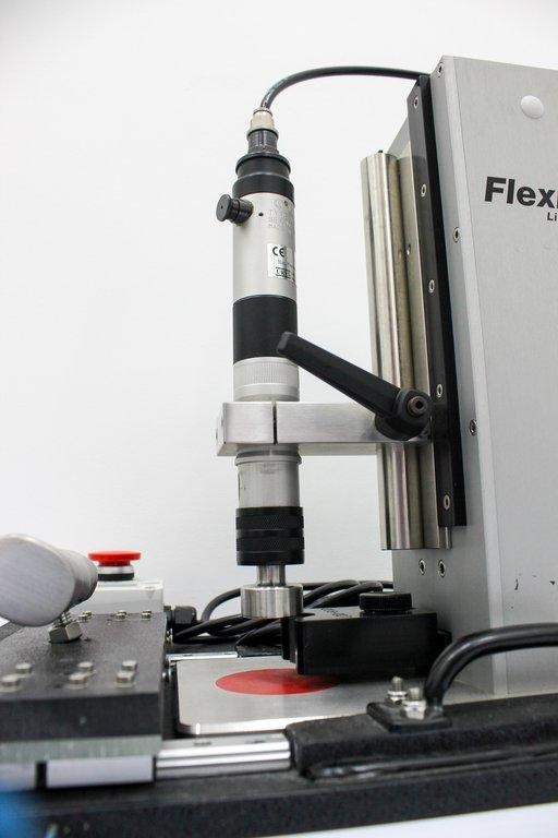 Flexicon FC10 93-110-100 Semi Auto Capping Machine for Liquid Filling