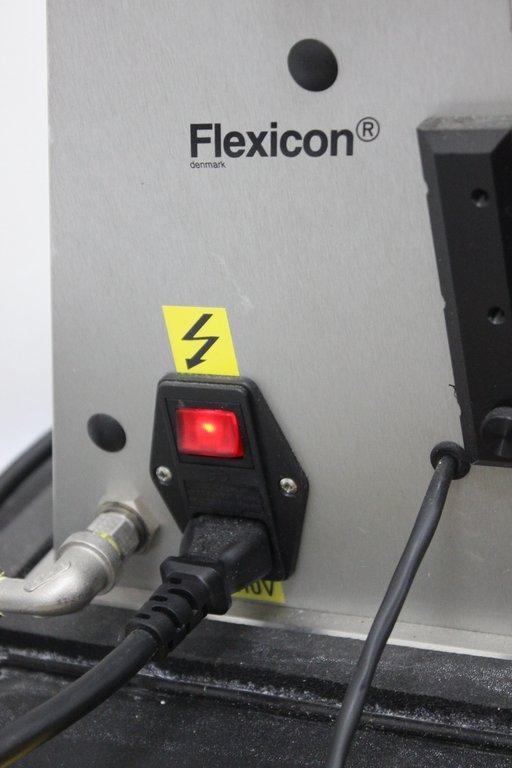 Flexicon FC32 Semi Automatic Liquid Filling Capping Machine 120V 60Hz Good
