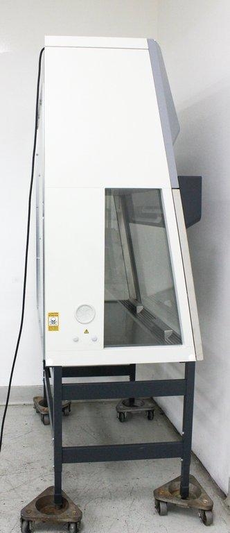 Thermo Herasafe 2030i BSC Class II A2 Includes Stand 2021 Model 120V