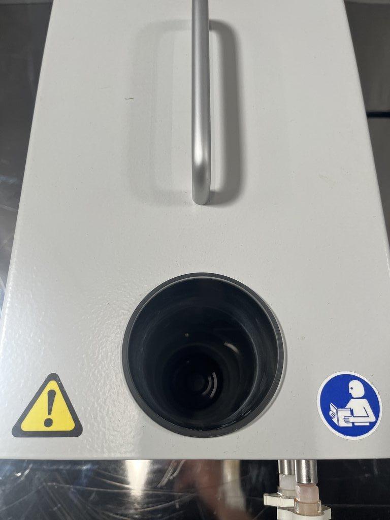 Julabo AWC 100 Recirculating Cooler in Excellent Condition - Ideal for Lab Use