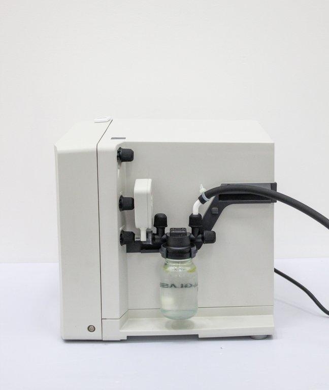 BUCHI V-600 Vacuum Pump Vacuum Pump with 100-240V 50/60Hz Excellent Condition