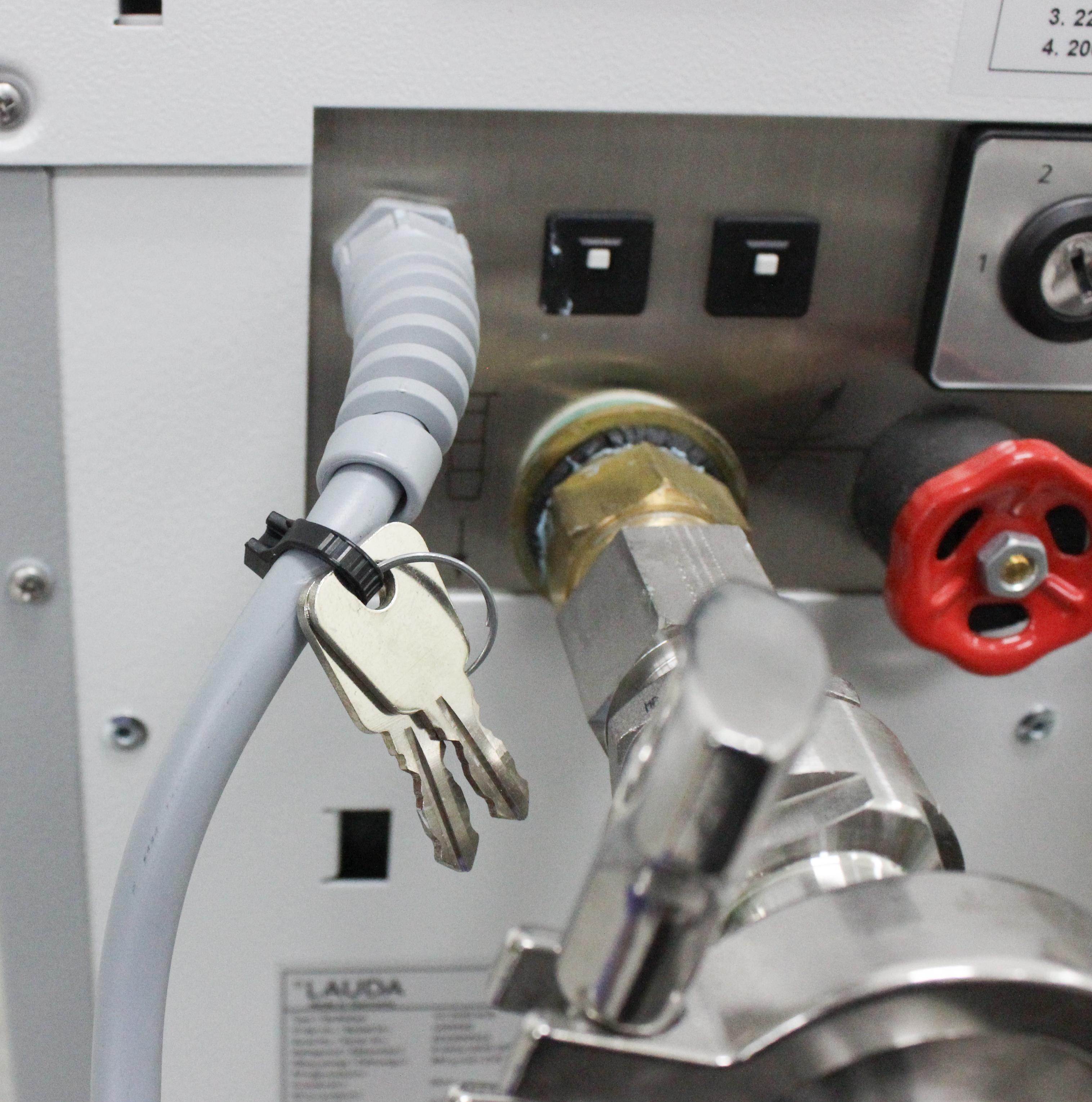 Lauda VarioCool VC 2000 Chiller Heater, Temp Range -20-80 C, 15L Capacity