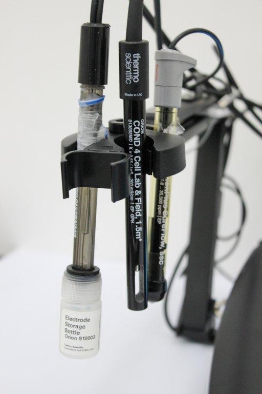 Thermo Orion VersaStar Pro Laboratory Meter pH Conductivity Temperature Measure