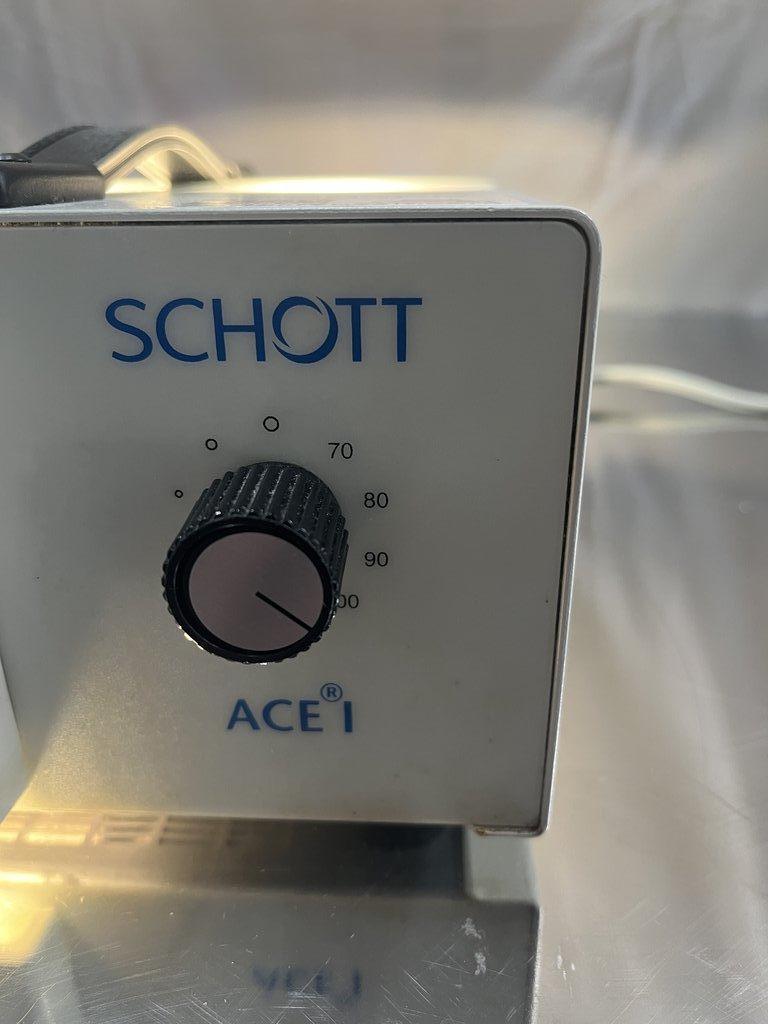 Schott A20500.2 Fiber Optic Illuminator, Good Condition