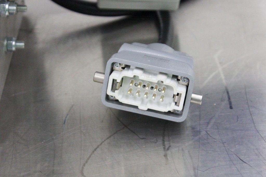 SkyClimber WGTL4-DBS367 Facility Motor Powers On 208V 60Hz