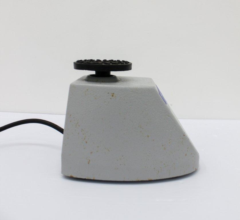 Fisher Scientific Speed Touch Vortexer 02215360 Lab Mixing Equipment 120V