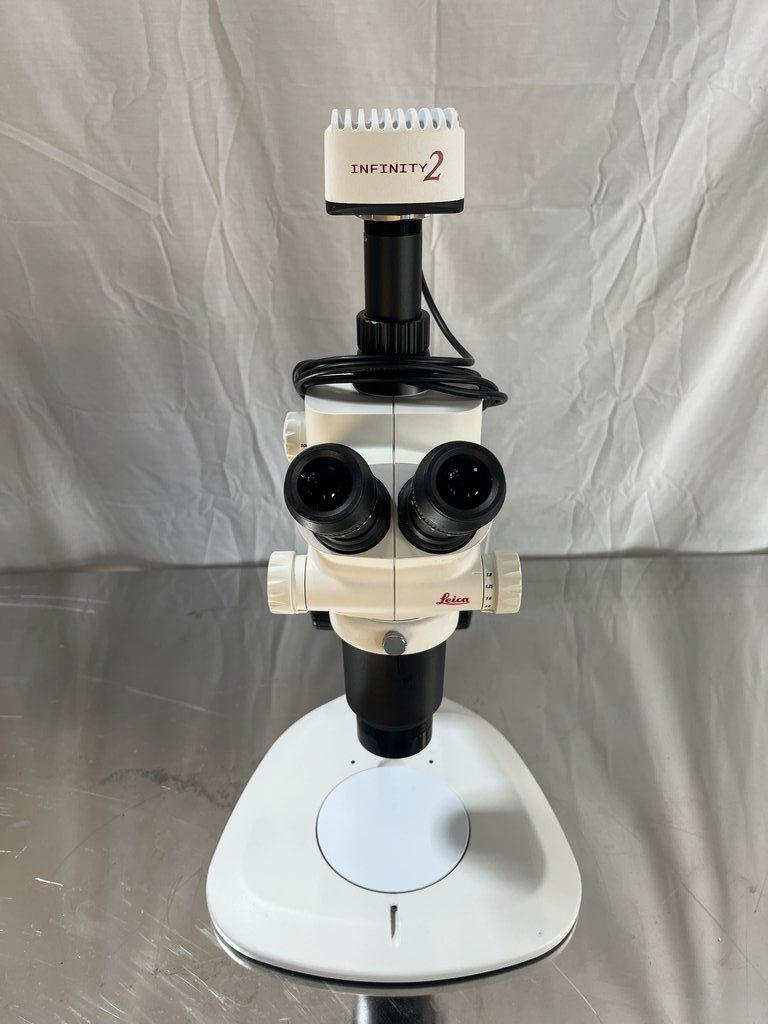 LEICA S8AP0 Microscope Binocular Good Condition Powers On