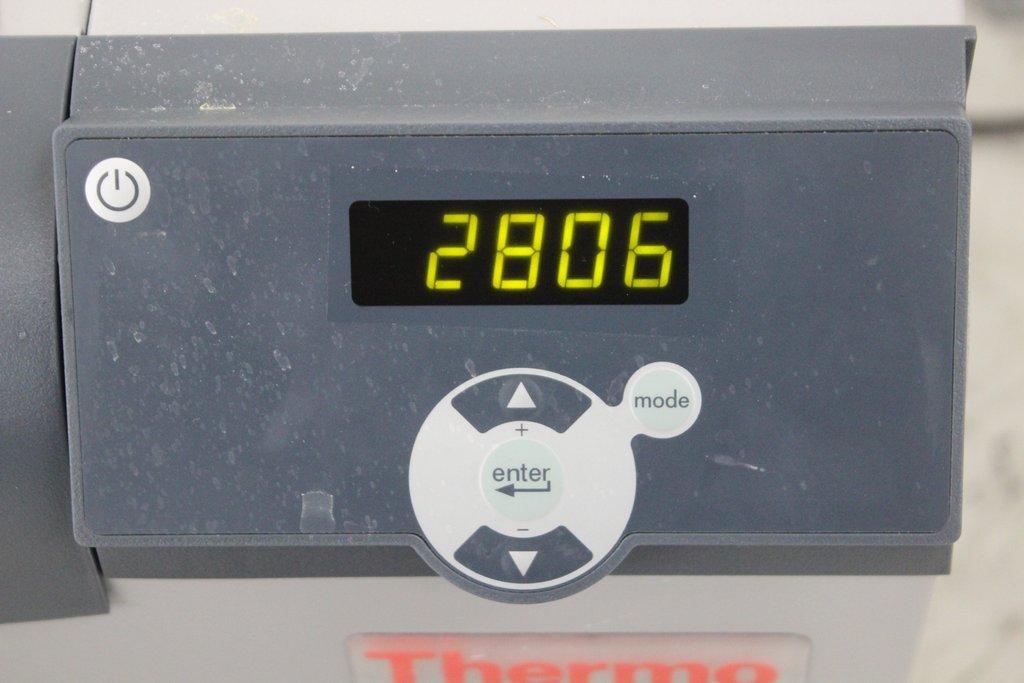 Thermo Scientific Neslab Thermoflex 900 Recirculating Chiller, 900W, 5C-40C