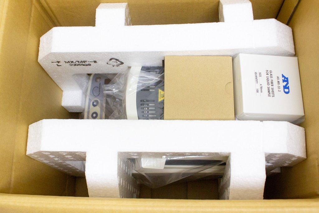 A&D Weighing MS-70 Moisture Analyzer 71g Capacity Ultra Accurate 30-200C