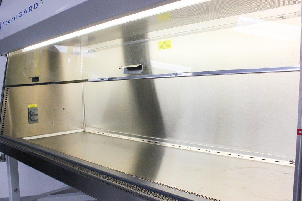 Baker SterilGard SG604 Biosafety Cabinet Class II A2 Ergonomic Energy Efficient