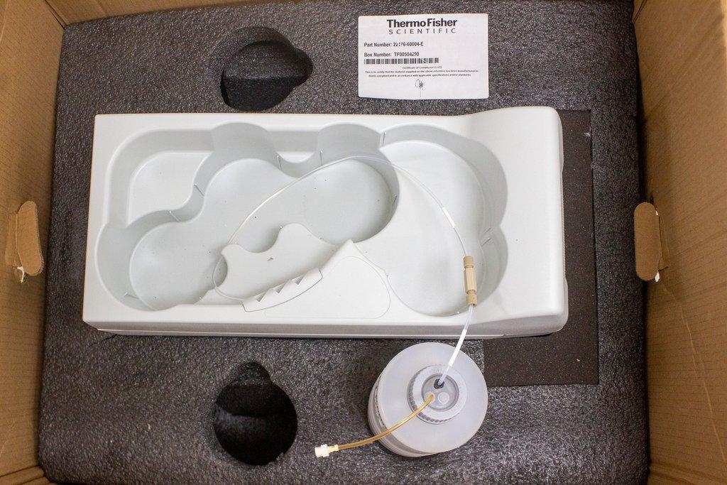 Thermo Dionex Aquion Ion Chromatography System 5000 psi Degassing