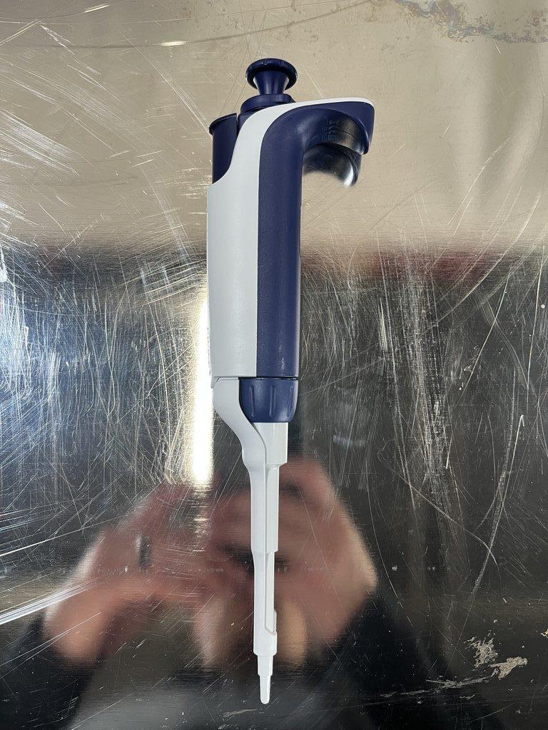 Rainin Pipet Lite Pipette L2 LTS 0.1-2uL Liquid Handling Device