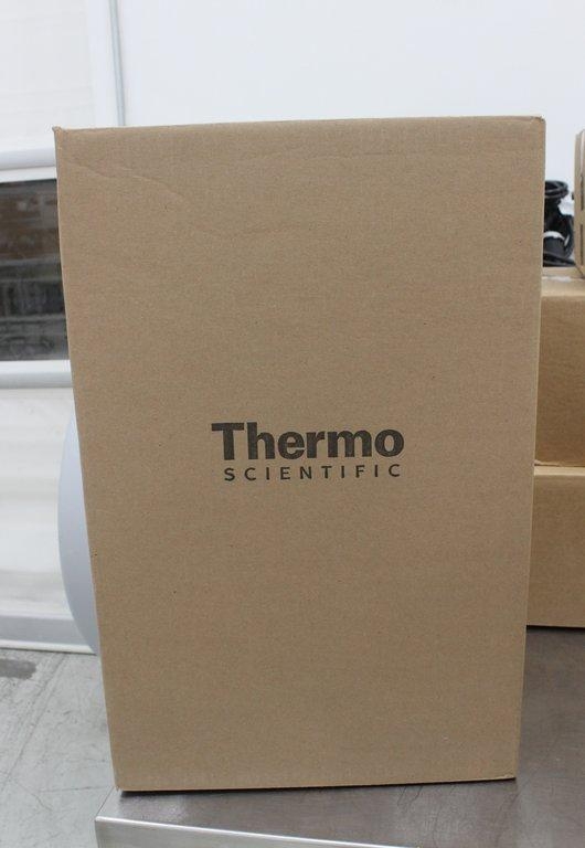 Thermo Scientific 2019-2000 Sterile Media Bottle PETG Case of 12, Lab Use