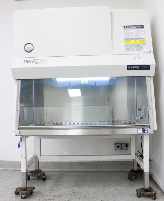 Baker SG503AHE 5ft Biosafety Cabinet Airflow/Ergonomic System