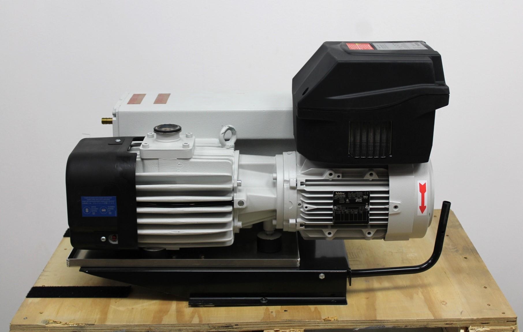 Leybold Sogevac SV 120 BIFC Vacuum Pump for Laboratory Applications