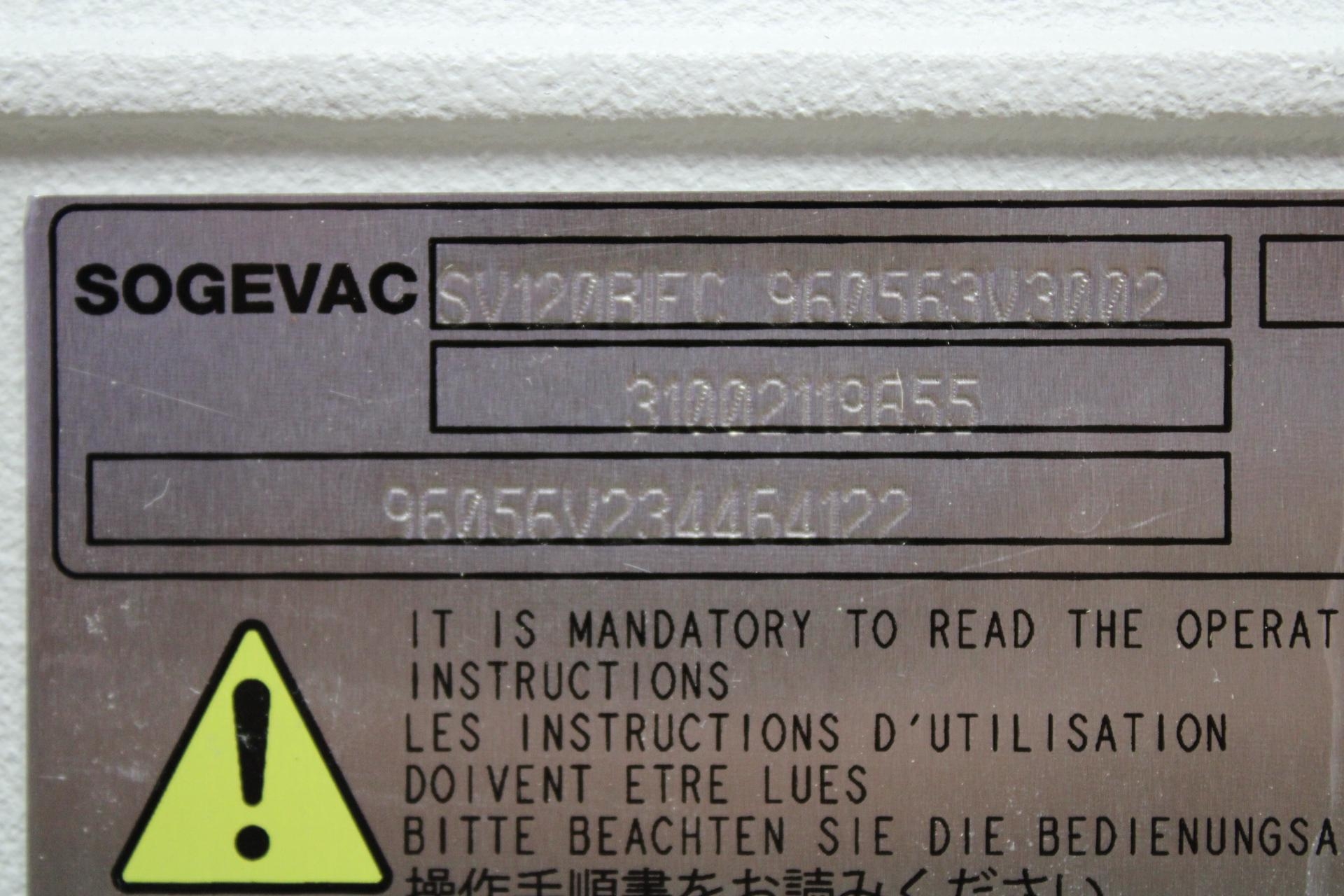 Leybold Sogevac SV 120 BIFC Vacuum Pump for Laboratory Applications