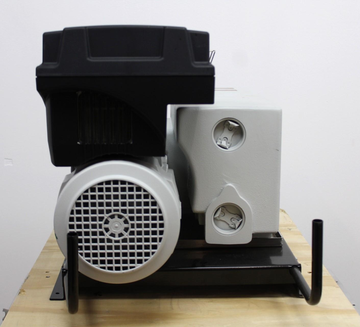 Leybold Sogevac SV 120 BIFC Vacuum Pump for Laboratory Applications