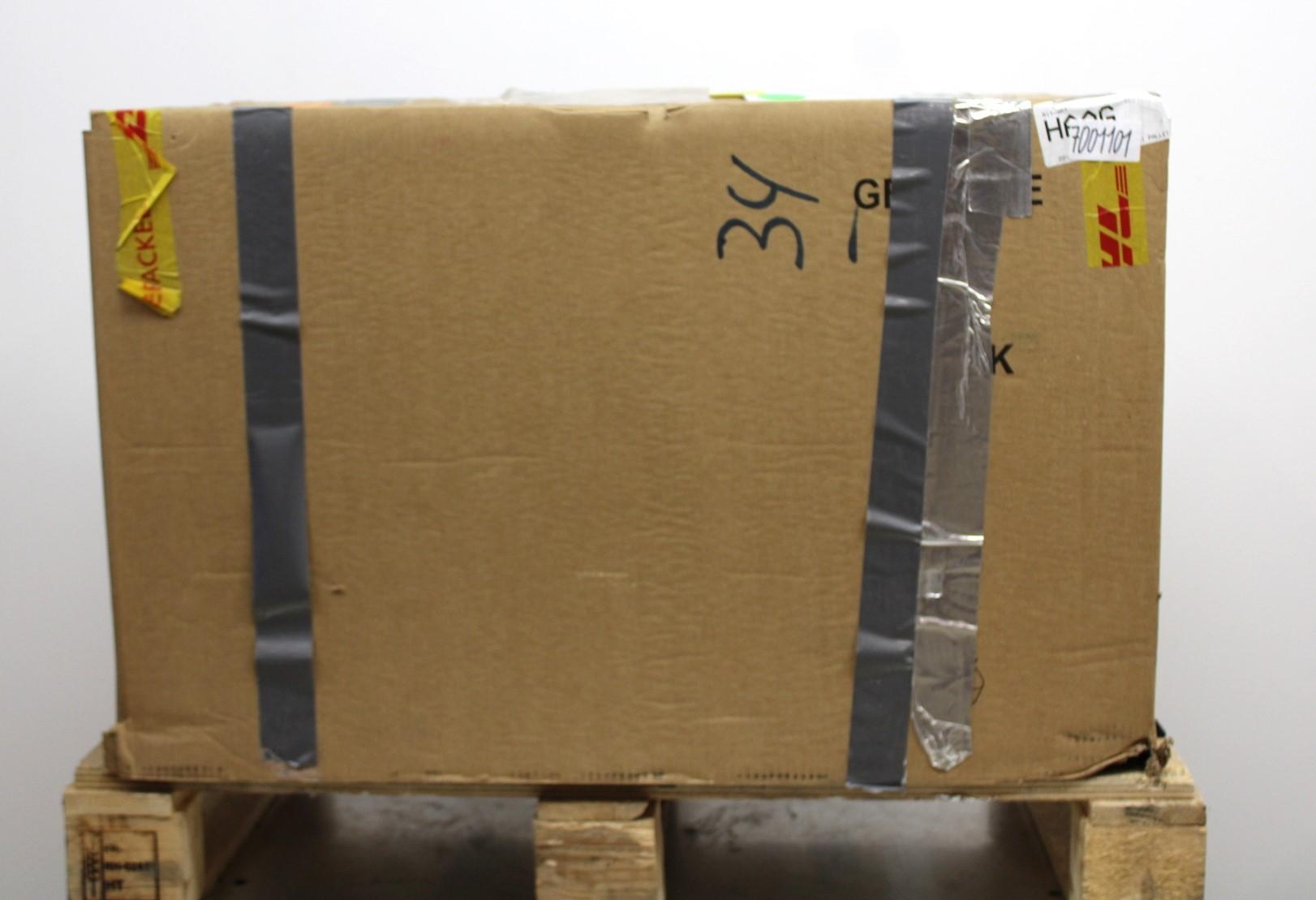 Leybold Sogevac SV 120 BIFC Vacuum Pump for Laboratory Applications
