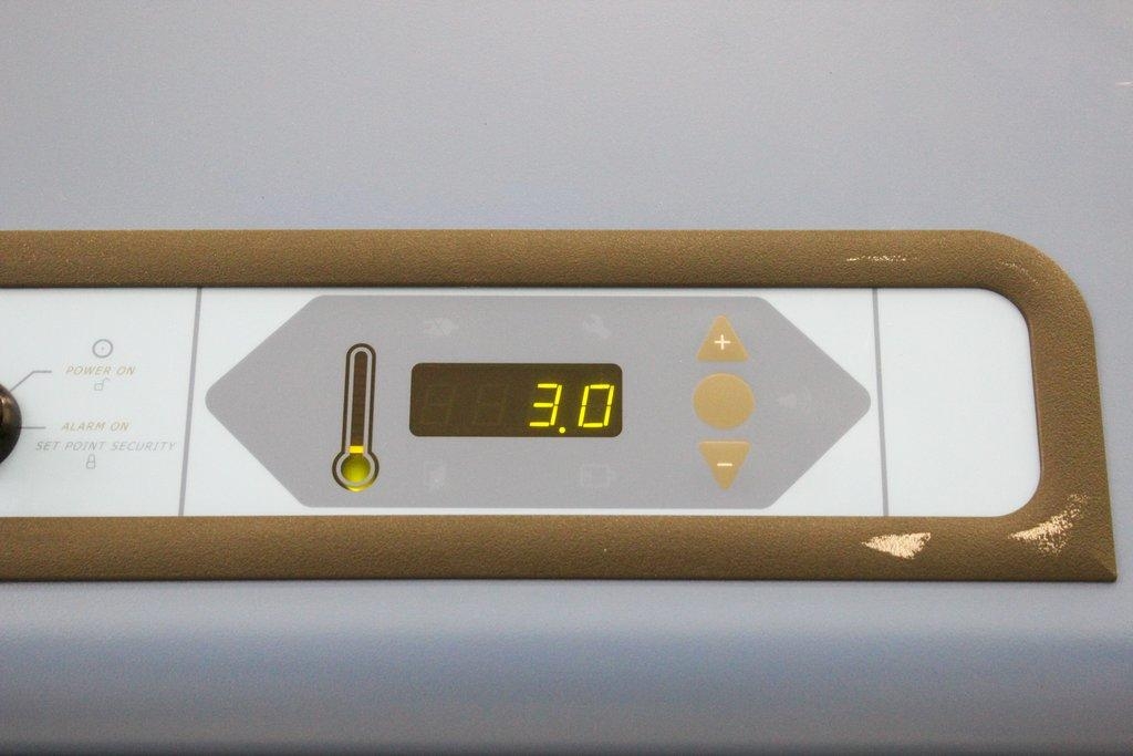 Thermo REL7504A22 Triple Door Lab Refrigerator 3.0C 115V Tested USA