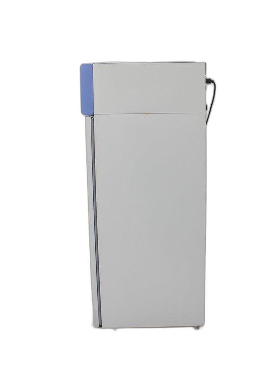Thermo REL7504A22 Laboratory Refrigerator Triple Solid Door 115V 60Hz