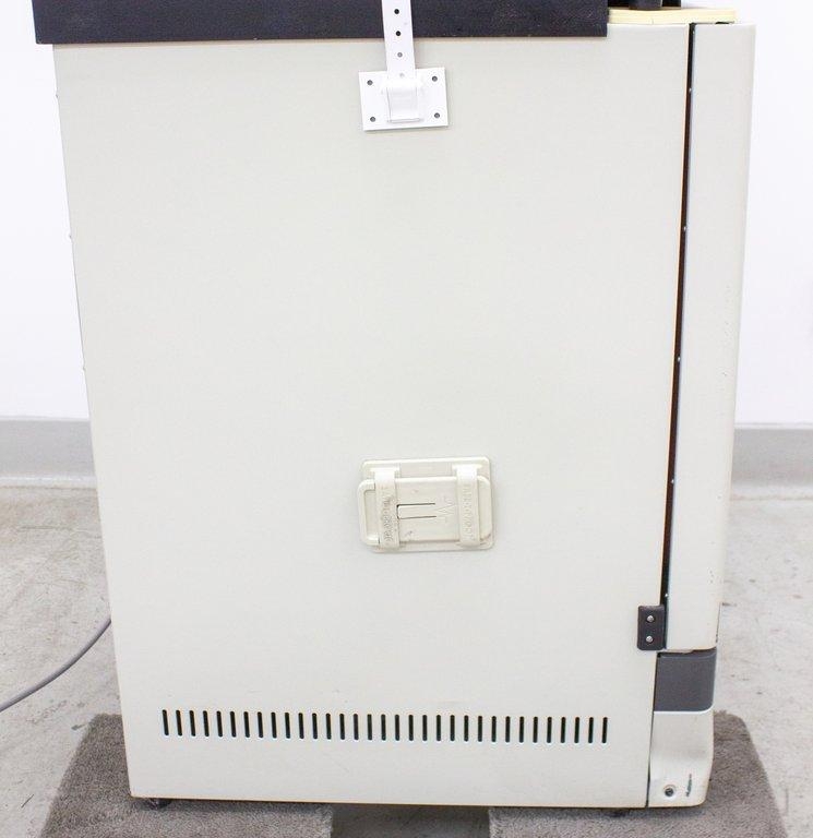 Sanyo MIR-262 Heated Incubator VG 5.4 cu.ft Temp Control +5°C to +80°C