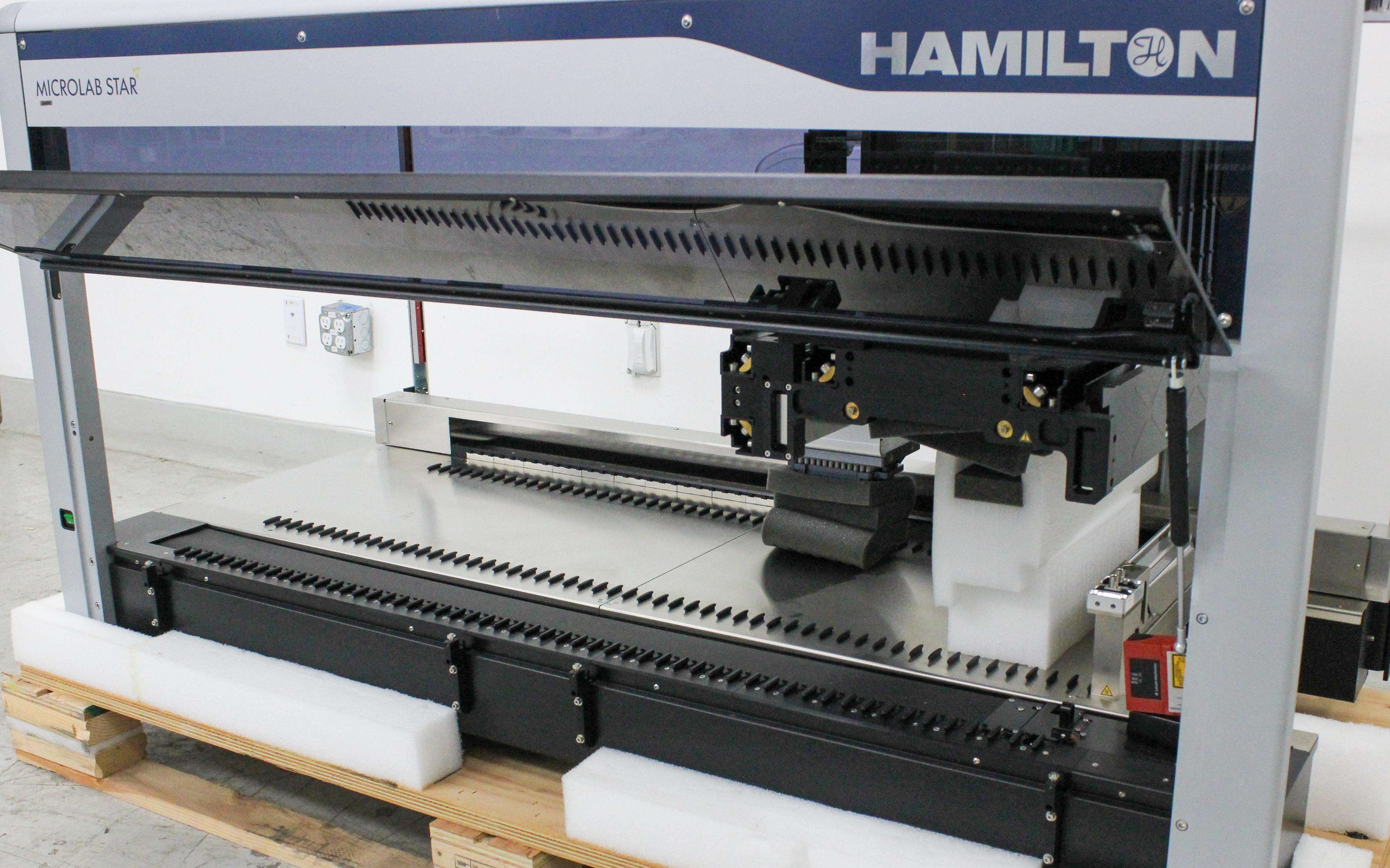 Hamilton Microlab Star Liquid Handling Automated Pipetting 16 Channels 5000uL