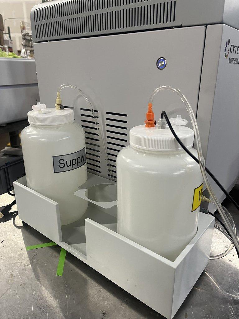 Cytek N7-00008 Flow Cytometer 38-Channel Includes Computer Software