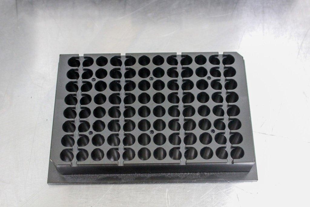 MSD 1300 Meso Quickplex SQ 120 Immunoassay Analyzer with Computer Software