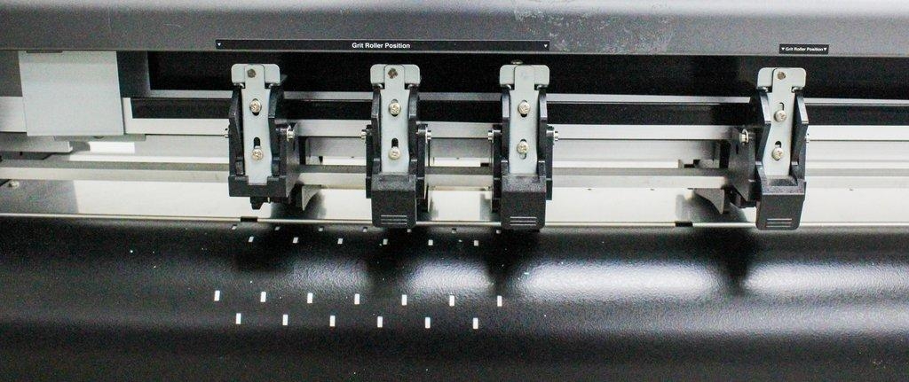 Graphtec FC8000-60 Vinyl Cutter Plotter 24in Bluetooth AS-IS for Sign Making