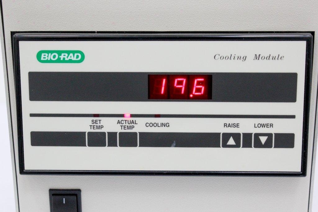 BIO-RAD Cooling Module Non-CFC System Chiller / Heater 120V Powers On