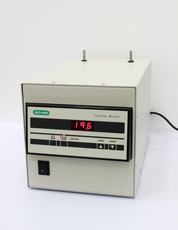 BIO-RAD Cooling Module Non-CFC System Chiller / Heater 120V Powers On